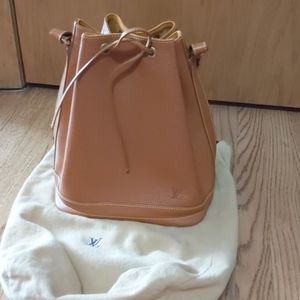  Louis Vuitton Grand Noe Bag, Epi Leather, Natural